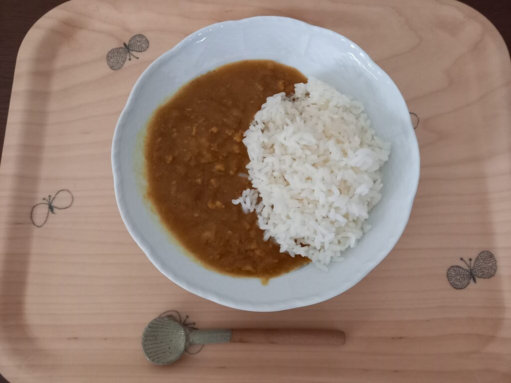 モグモ幼児食「チキンカレー」を実食